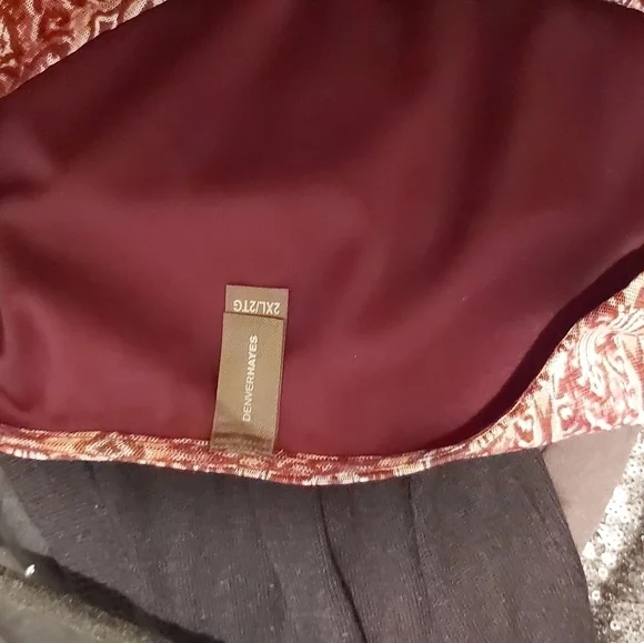 NEW PLUS SIZE RUFFLE TOP/B1 - Picture 4 of 6